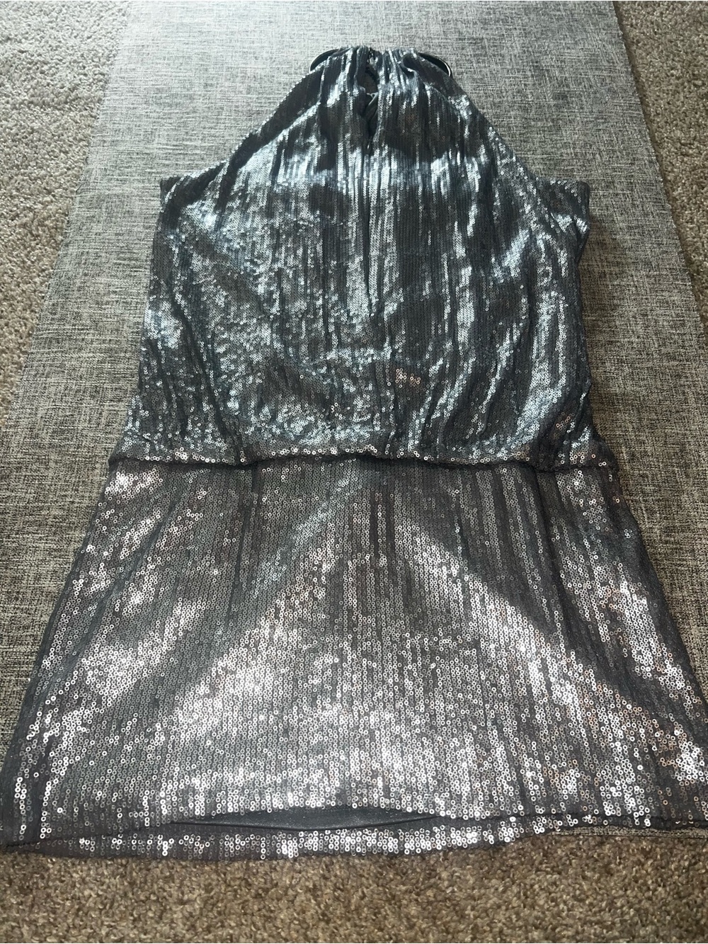 Laundry by Shelli Segal Silver Sequin Halter Mini Cocktail Dress Size 8 - Picture 11 of 11